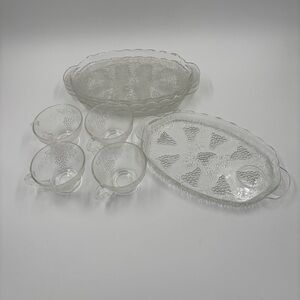 Vintage Anchor Hocking 8-Pc Serv-a-Snack Set.